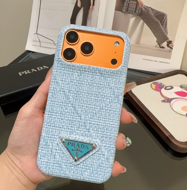 13434374582213313 PRADA 編み込みスマホケース ライトブルーオレンジ