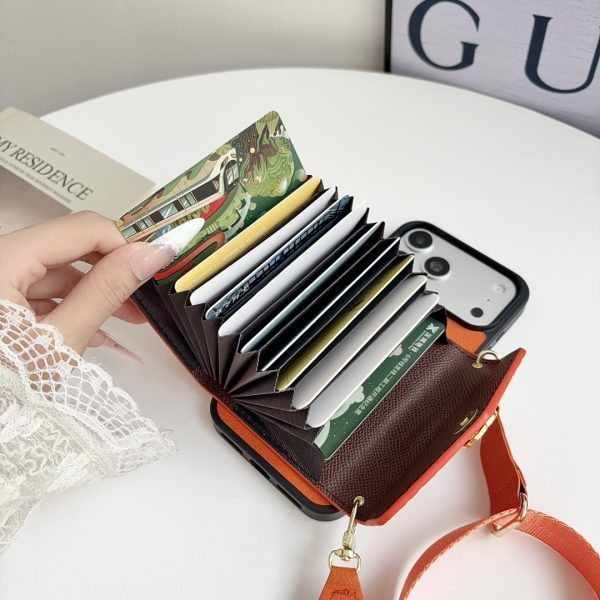 GUCCI エンボスカードケース オレンジ