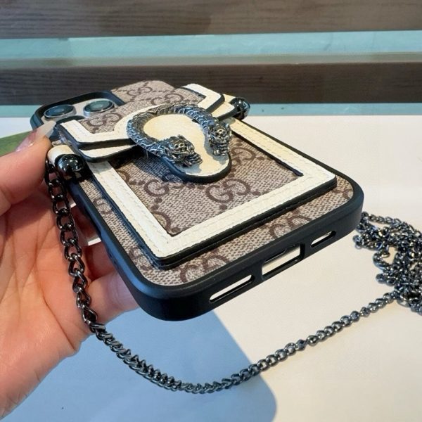 GUCCI GG柄チェーンケース ベージュ