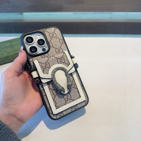 GUCCI GG柄チェーンケース ベージュ