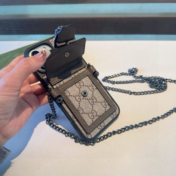 GUCCI GG柄チェーンケース ベージュ