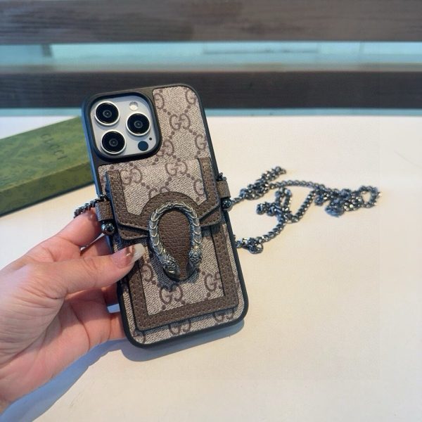GUCCI GG柄チェーンケース ベージュ