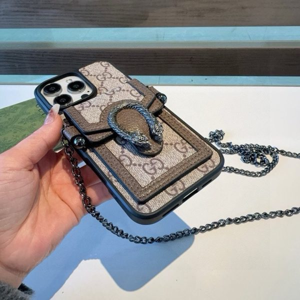 GUCCI GG柄チェーンケース ベージュ