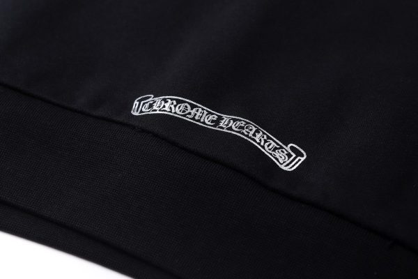 13434624734968567 CHROME HEARTS パーカー ブラック×ホワイト ゴシック文字