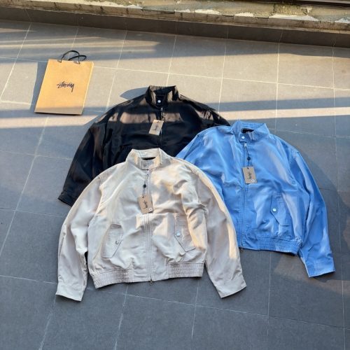 Stussy ベースボールジャケット 刺繍徽章 ブラック