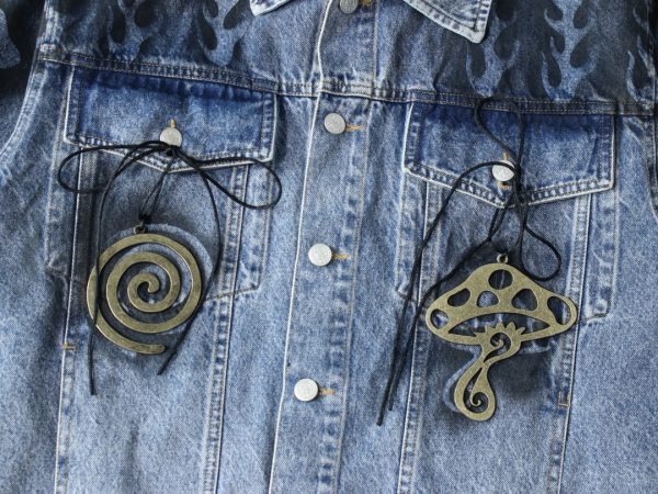 Stussy デニムジャケット ペイント柄 ライトブルー
