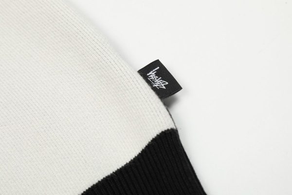 Stussy ニットベスト 人像プリント ブラック×ホワイト