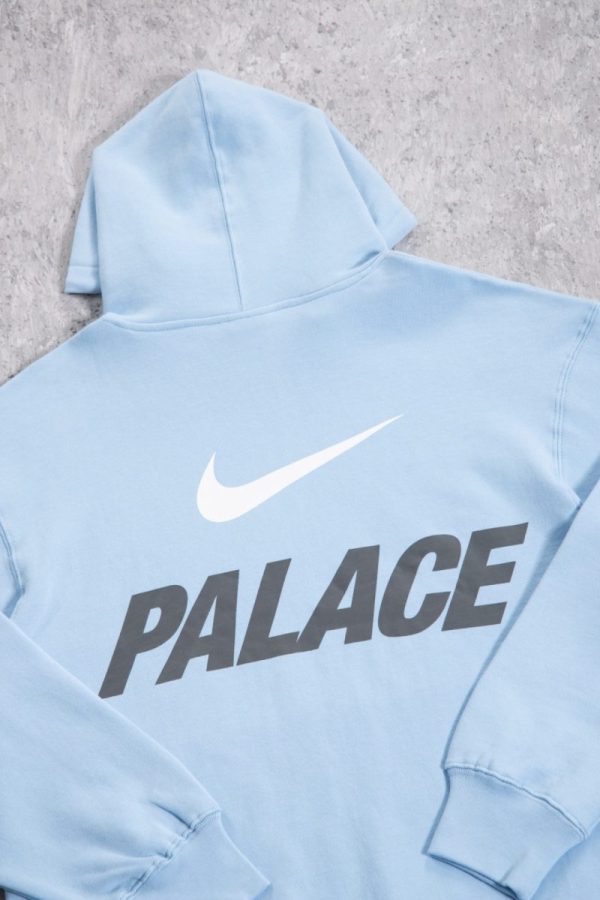 Nike×Palace パーカー 背面PALACEプリント マルチカラー