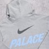 Nike×Palace パーカー 背面PALACEプリント マルチカラー