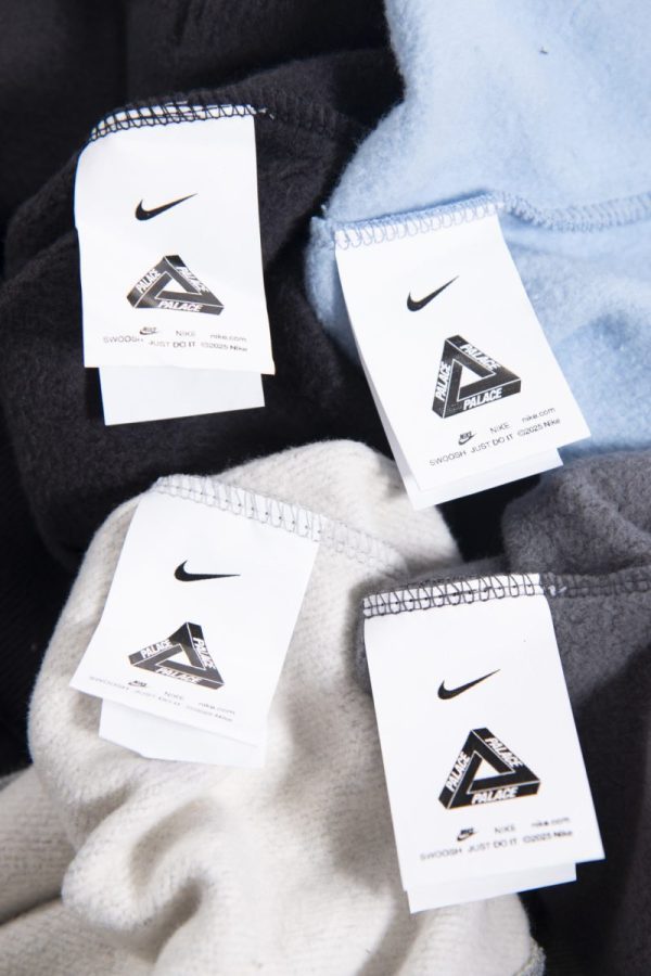 Nike×Palace パーカー 背面PALACEプリント マルチカラー