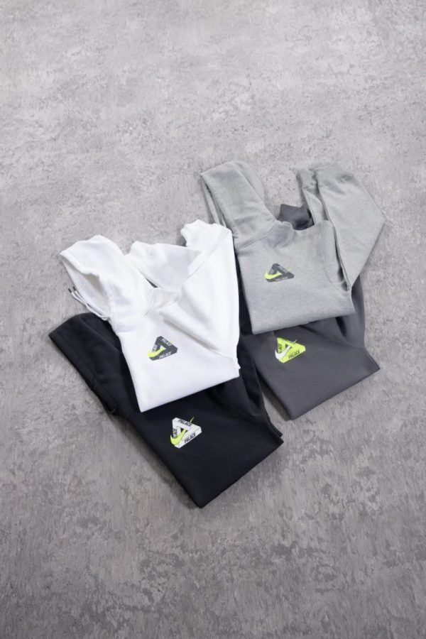 Nike×Palace パーカー トライアングルプリント マルチカラー